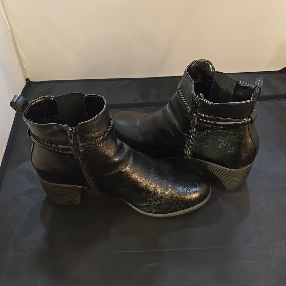 NICOLE ZIPPER CLOSURE ROUND-TOE WOMEN'S ANKLE BOOTIES - Picture 6 of 15